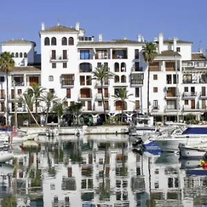 ct-240-beachfront-apartment-don-juan-manilva.1costadelsol.com/